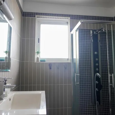 Modern House In Appartement