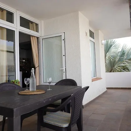 Modern House In Apartmán *